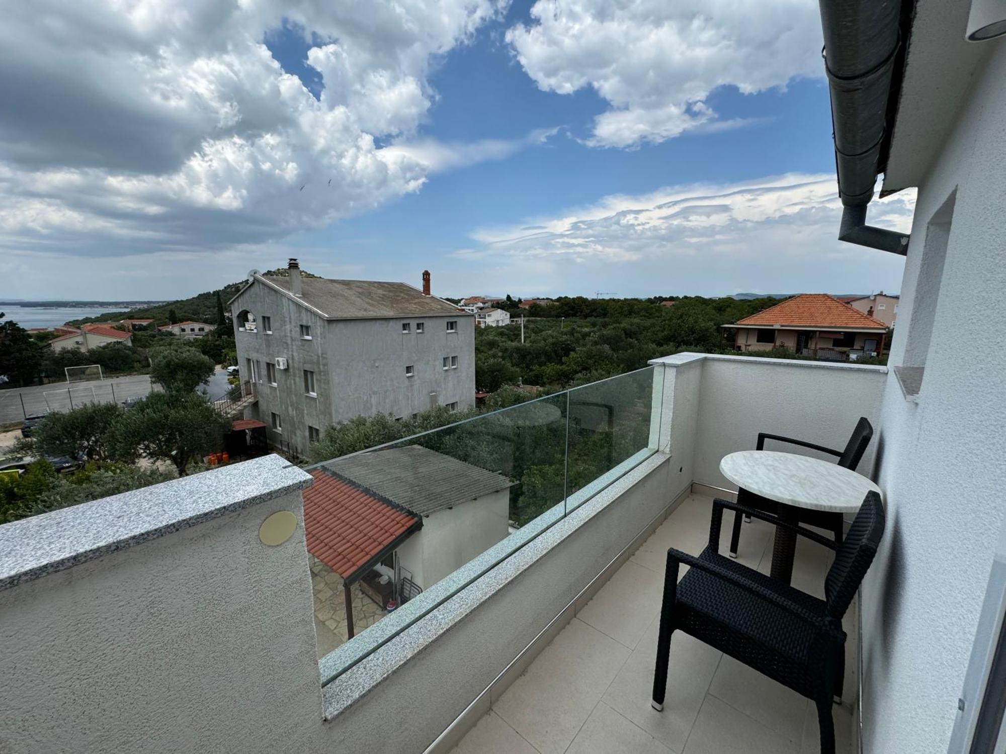 Penhaus Apartman Angelus Drage Pakoštane Exteriör bild