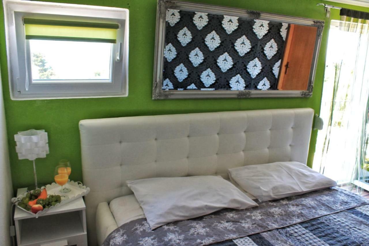 Penhaus Apartman Angelus Drage Pakoštane Exteriör bild